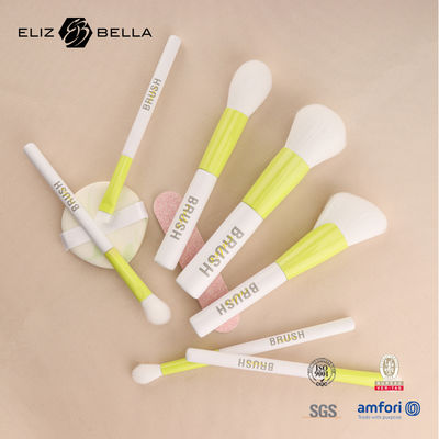 सौंदर्य आवश्यकताओं के साथ एक पेशेवर रूप को आसानी से प्राप्त करें यात्रा ब्रश सेट के घने ब्रश